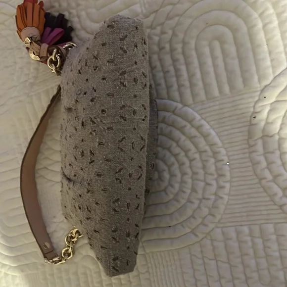 HENRI BENDELTAN CANVAS PINK HANDBAG… Pre-Own see picture for details of bag .